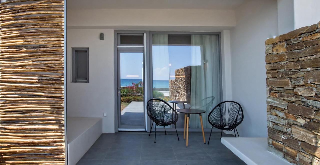 דירות קיוניה Seaside Tinos מראה חיצוני תמונה