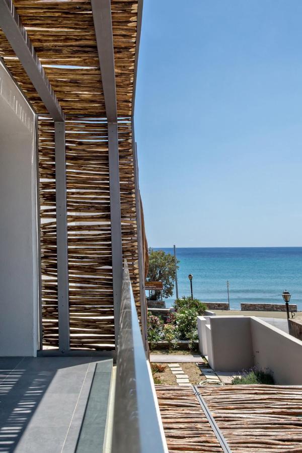 דירות קיוניה Seaside Tinos מראה חיצוני תמונה